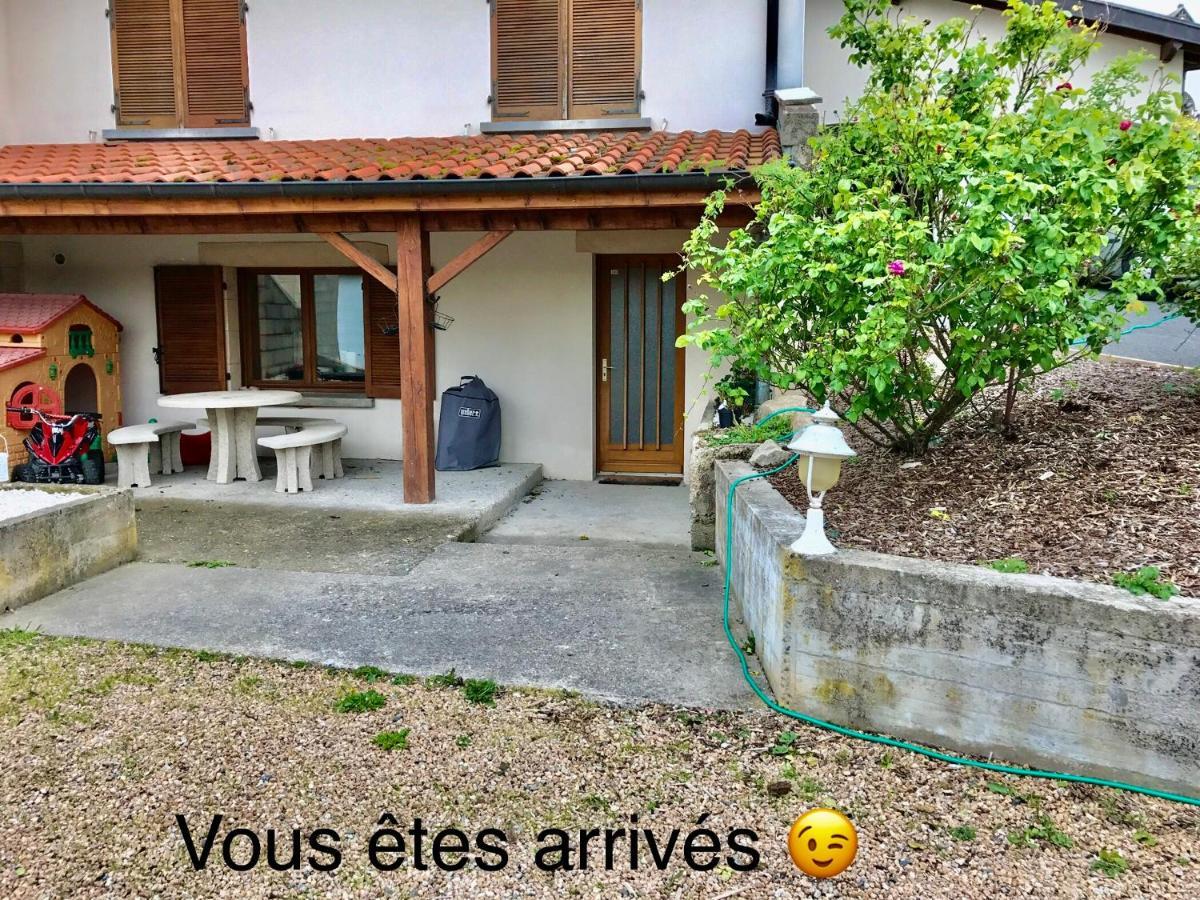 Spacieux Appartement 110M2 Avec Terrasse Privative Beauregard-Vendon Exterior photo